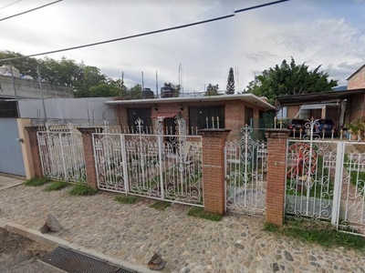 Doomos. Vendo Casa en Rafael Osuna, Col. Olimpica, Oaxaca de Juarez-IVR