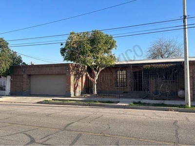 Casa en Venta en FRACCIONAMIENTO VILLAFONTANA Mexicali, Baja California