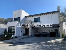 CASA EN VENTA EN LA HERRADURA EN MONTERREY NUEVO LEON