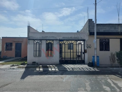 Casa Venta Fraccionamiento Villas de San Francisco Escobedo Nuevo Leon remodelada lista para habitar libre de gravamen
