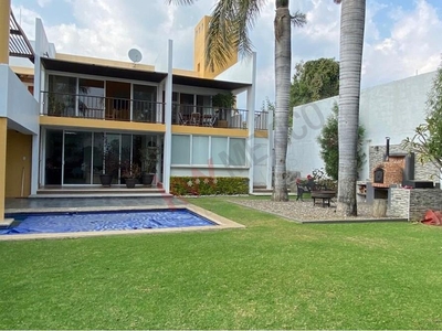 Casa en venta con alberca en fraccionamiento - Real de Tetela, Cuernavaca, Morelos, México, 62158