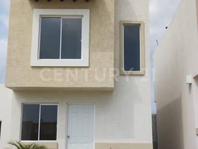 CASA EN VENTA EN FRACC STANZA MAGNOLIA , MAZATLAN SINALOA