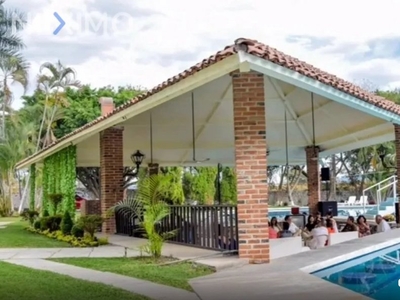 Casa, Hotel en Renta Teques Plaza en Xoxocotla Morelos - 24 baños - 1467 m2