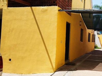 Espectarcular Casa en Colonia Altamira, Muy Amplia con Terraza