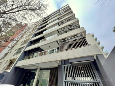 Doomos. Venta en Olivos - Departamento 4 amb con balcon