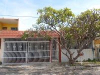 Casa en Venta en FRACCIONAMIENTO FLORESTA VERACRUZ, Veracruz