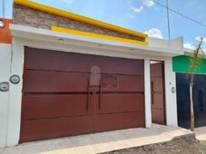 2 cuartos, 96 m casa sola en venta en morelia, ampliación gertrudis sánchez