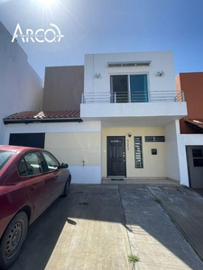 Casa en Venta en Puerta del mar Ensenada, Baja California