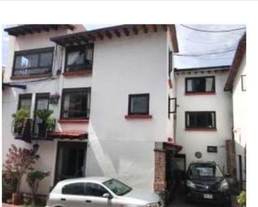 Venta Casa en Condominio Col. las Flores