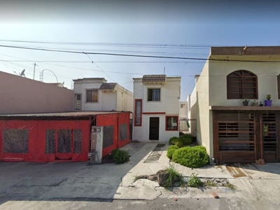 VENTA DE CASA EN LA CONDESA GUADALUPE NUEVO LEON