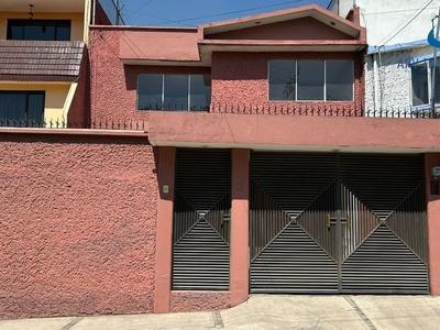 Casa en renta Calle Cerro Prieto 17, Mz 020, San Andres Atenco, Tlalnepantla De Baz, Estado De México, México