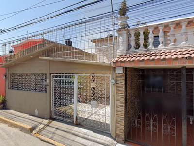 Casa en venta Trompeleros 246-mz 026, Mz 026, Villa De Las Flores, 55710 San Francisco Coacalco, Méx., México