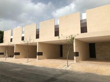 doomos. gratis aires acondicionados y calentador townhouse en venta en mérida, listos para entrega