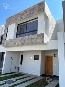 CASA EN VENTA 3 RECÁMARAS, ULTIMA EN LA RAYANA I, ESCRITURACIÓN INMEDIATA