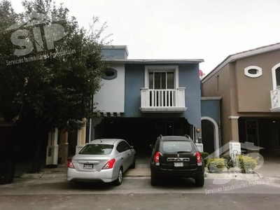 Casa en Venta Cerradas de Cumbres - Monterrey