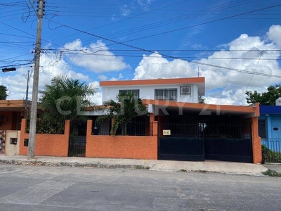 Casa en venta Merida Centro,Fracc. Residencial Los Pinos