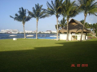 Departamento en venta Isla Dorada Cancun