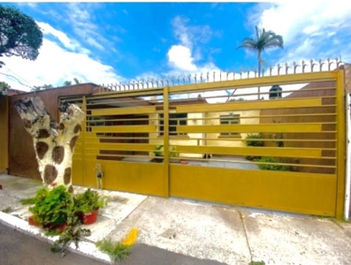 Se Renta Casa Excelente Ubicación Por Pza. México en Zapopan, Jalisco.