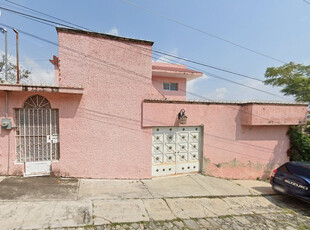 Se Vende Hermosa Casa A Precio De Remate En Hacienda Tetela Cuernavaca Aprovecha Solo Contado Con Recurso Propio (no Creditos)