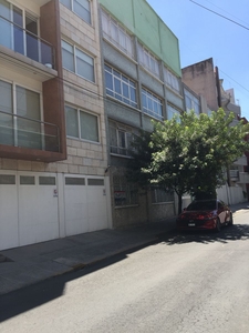 Departamento en Renta - Calle de Fresas y Cerrada Felix Cuevas - 2 recámaras - 2 baños