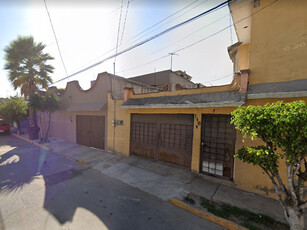 Casa en venta Calle 27, El Sol, Nezahualcóyotl, Estado De México, México