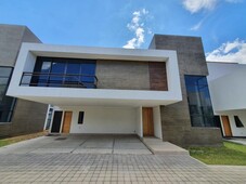 3 recamaras en venta en llano grande metepec