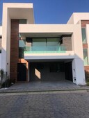 VENTA DE CASA NUEVA OPORTUNIDAD EN LOMAS DE ANGELOPOLIS