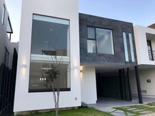 Casa en Venta en Lomas de Angelópolis