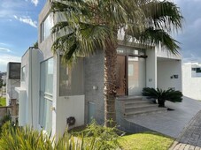 Casa en Venta junto a área verde en Lomas de Angelópolis II