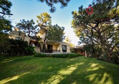 Hermosa Casa en Venta con vista panorámica en pinar de la venta