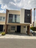 hermosa casa muy funcional paseo arboleda privada olmo 2,150,000