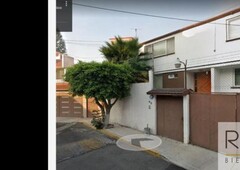 vendo casa en paseo de taxqueña, coyoacán en remate