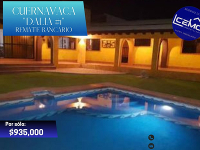 Casa Con Alberca Y Amplio Espacio En Cuernavaca - Remate Bancario