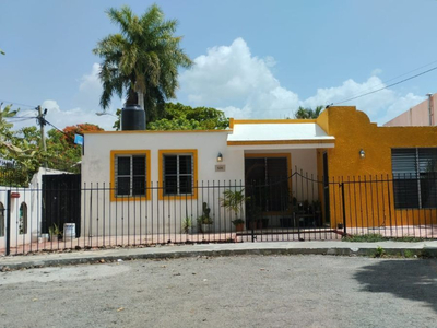 Casa De 2 Habitaciones En Paseo De Las Fuentes, Merida