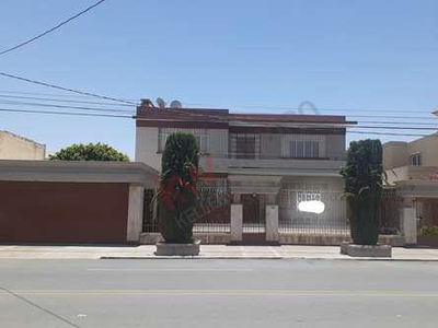 Casa En Renta Con Recamara En Planta Baja En La Colonia Los Ángeles, Torreón, Coahuila