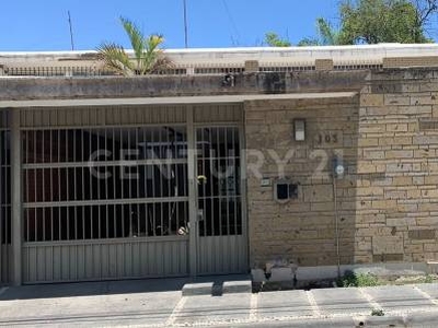 CASA EN RENTA FUENTES DEL VALLE, SAN PEDRO GARZA GARCÍA, N.L.