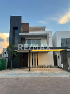 Casa En Venta En Cancún