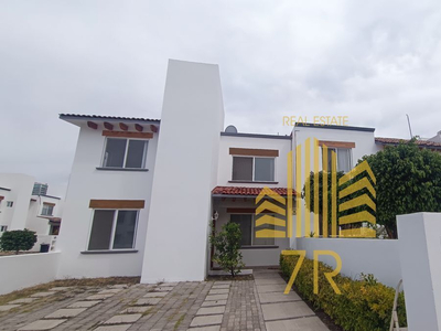 Casa En Venta En Centro Sur