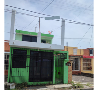 Casa En Venta En Colonia El Coyol, Veracruz 24-97 Zg