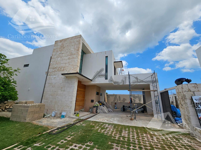 Casa En Venta En Cumbres Cancun Abt6898