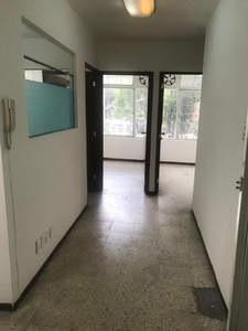 Oficina 50 M2 En Av Chapultepec 1er Piso Col Juarez Cdmx