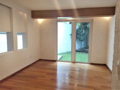 ¡linda Casa En Condominio Con Jardín Privado En Cuajimalpa!