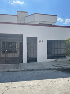 Preciosa Casa En Calle Cerrada A Solo 100 Mts De La Calzada Veracruz