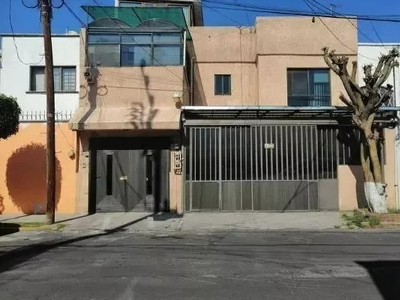 Remate Bancario, Preciosa Casa En Lindavista, Gustavo A. Madero, Cdmx