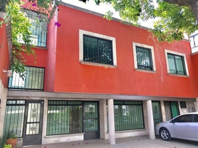 Renta Oficina Super Ubicada En 1er Piso En La Del Valle. Tlacoquemecatl, 2 Estacionamientos
