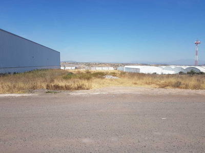 Terreno En Renta Industrial 4,000 M2 P/ Patio Carr. 57 Mex. - Qro.