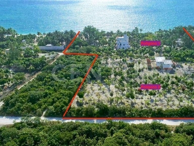 Terreno Frente Al Mar En Venta En Cancún Em0722