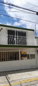 Venta Casa Xalapa. 5 Recámaras, Zona Centro, Recamara U Oficina En Planta Baja.