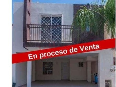 Venta De Casa En Villas Del Sol / Jardines Universidad, Torreón, Coahila (sector Oriente)