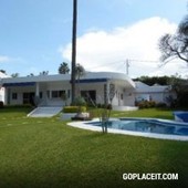 casa en venta a orilla del lago lp, tequesquitengo - 5 recámaras - amueblada - 5 baños - 462 m2